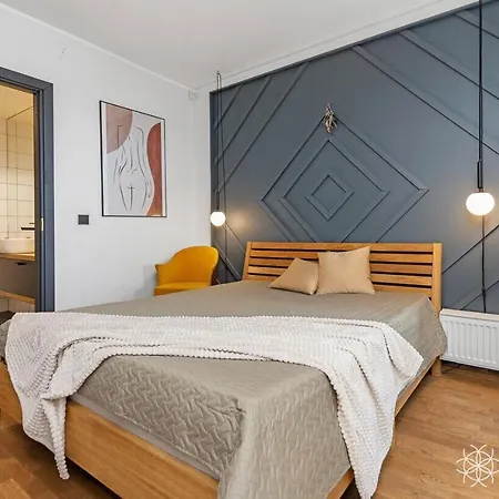 Cozy 1br Apartm Near Kadriorg With Balcony And Parking Tallinn